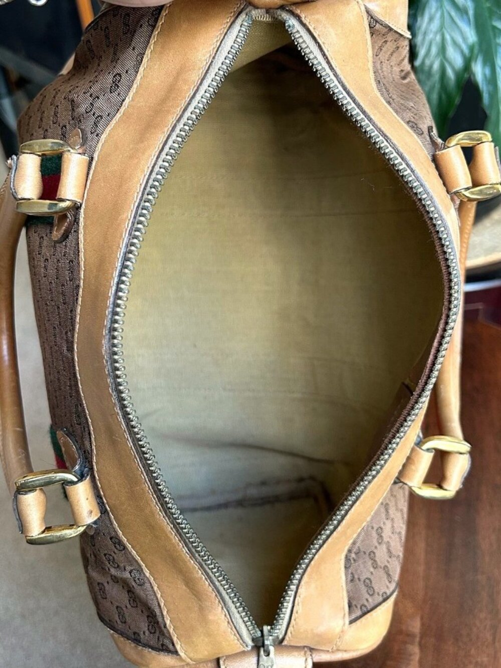 GUCCI Monogram Vintage Web Boston Bag Brown Tan Rare - Picture 8 of 15